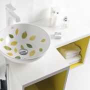 Taburete de baño de lujo de resina mineral BERNSTEIN PB4002