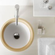 Lavabo Vinci sobre encimera de solid surface y madera Ref. 6035 Bathco 