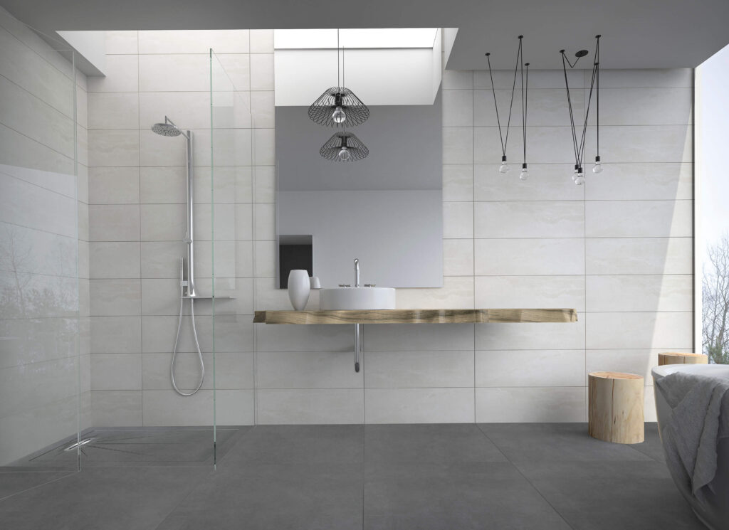 Nueva línea de platos de ducha