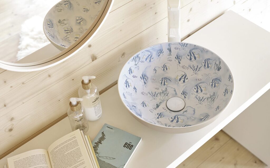 Aire marino; salitre y brisa en el baño