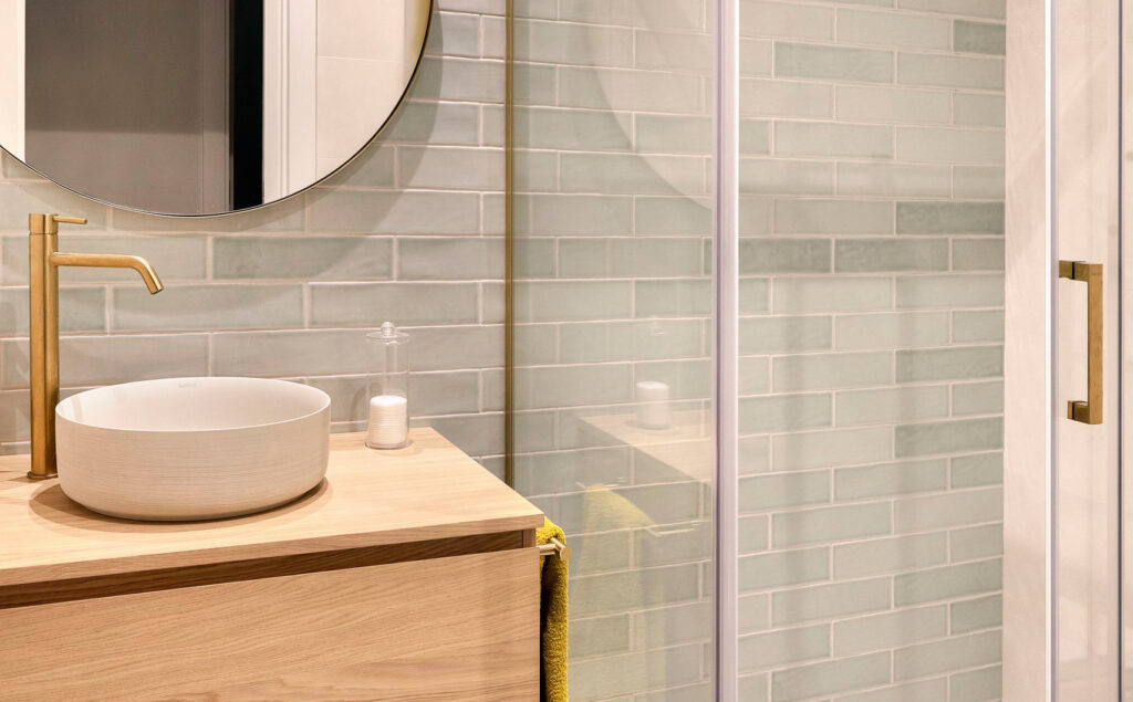 Los lavabos Dinan y Carnac confirman su popularidad en Apartamento Muntaner