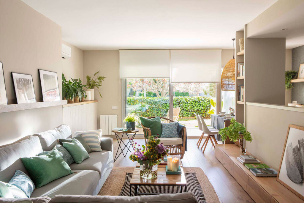 Un piso cálido y muy ingenioso